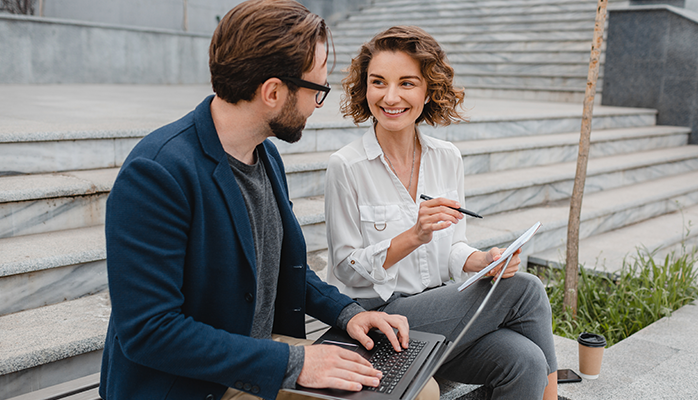 Travailler avec son conjoint : quels sont les droits et obligations du conjoint salarié ?